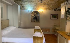 Domus Chiavari House